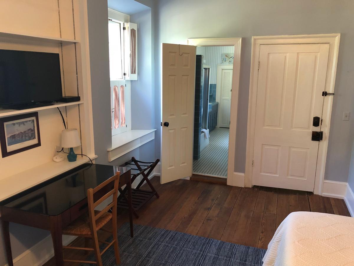The Elizabethtown Inn Экстерьер фото