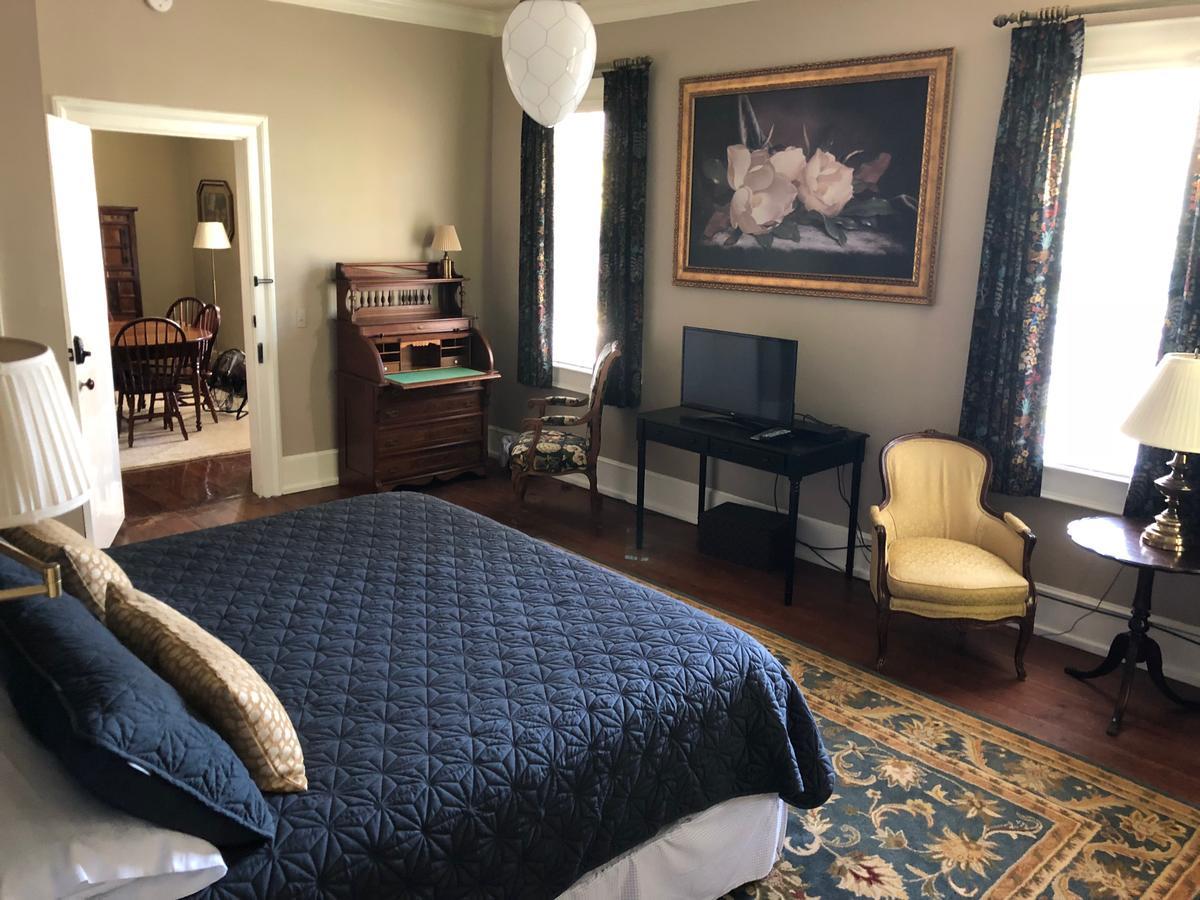 The Elizabethtown Inn Экстерьер фото